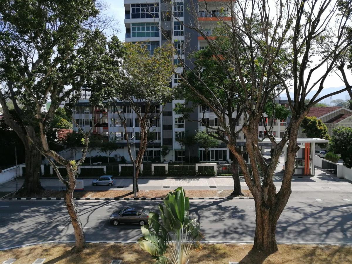 Noble Apartment *