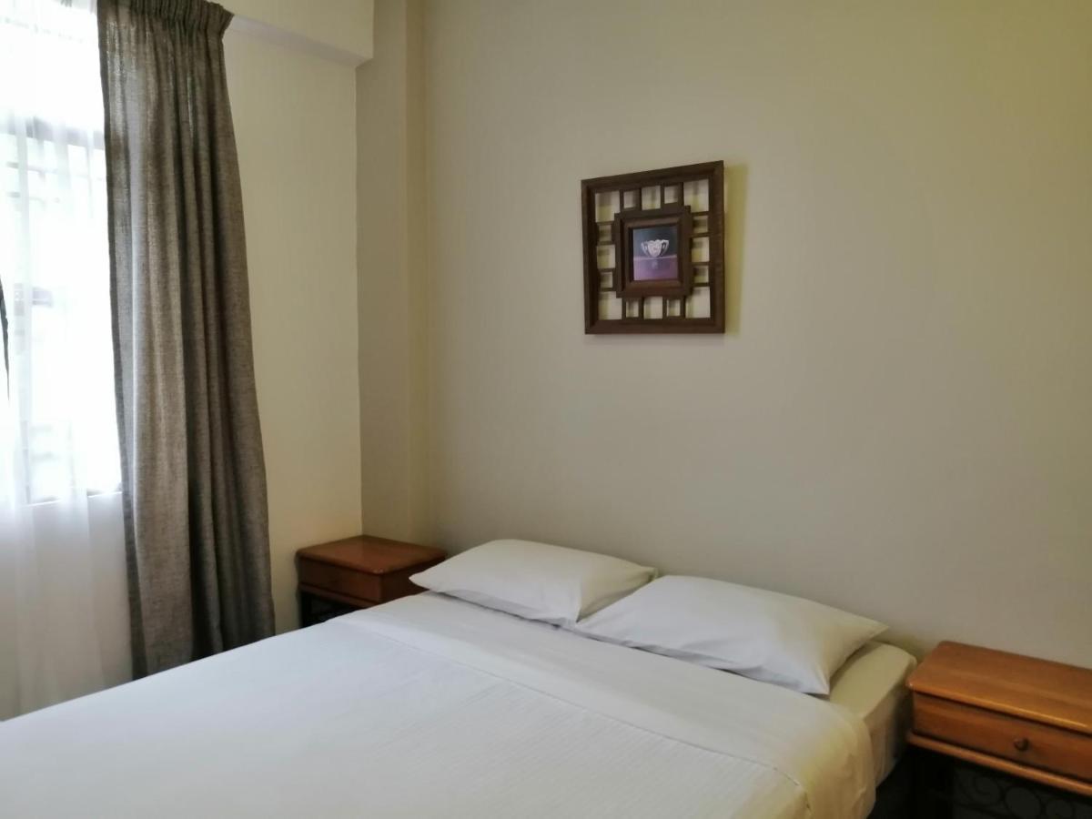 Noble Apartment