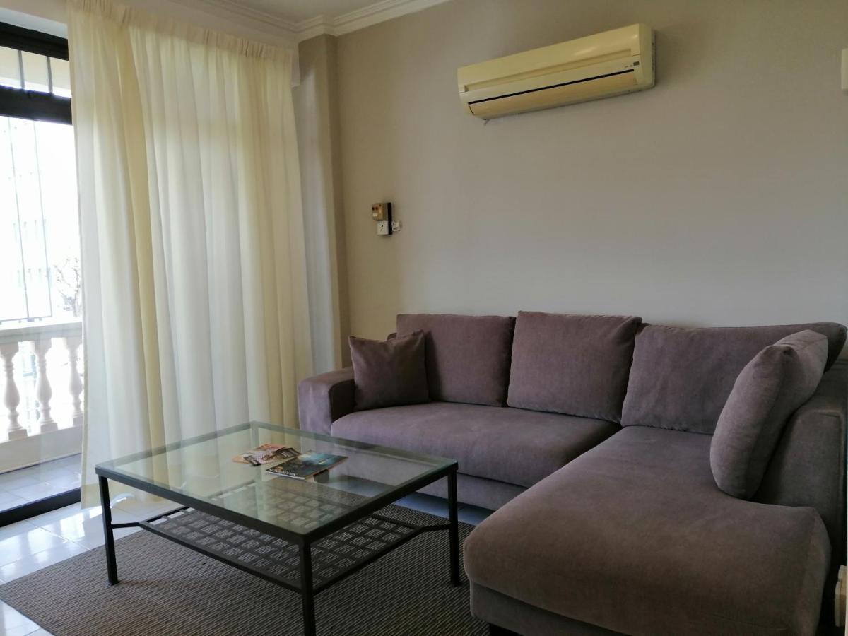 Noble Apartment *